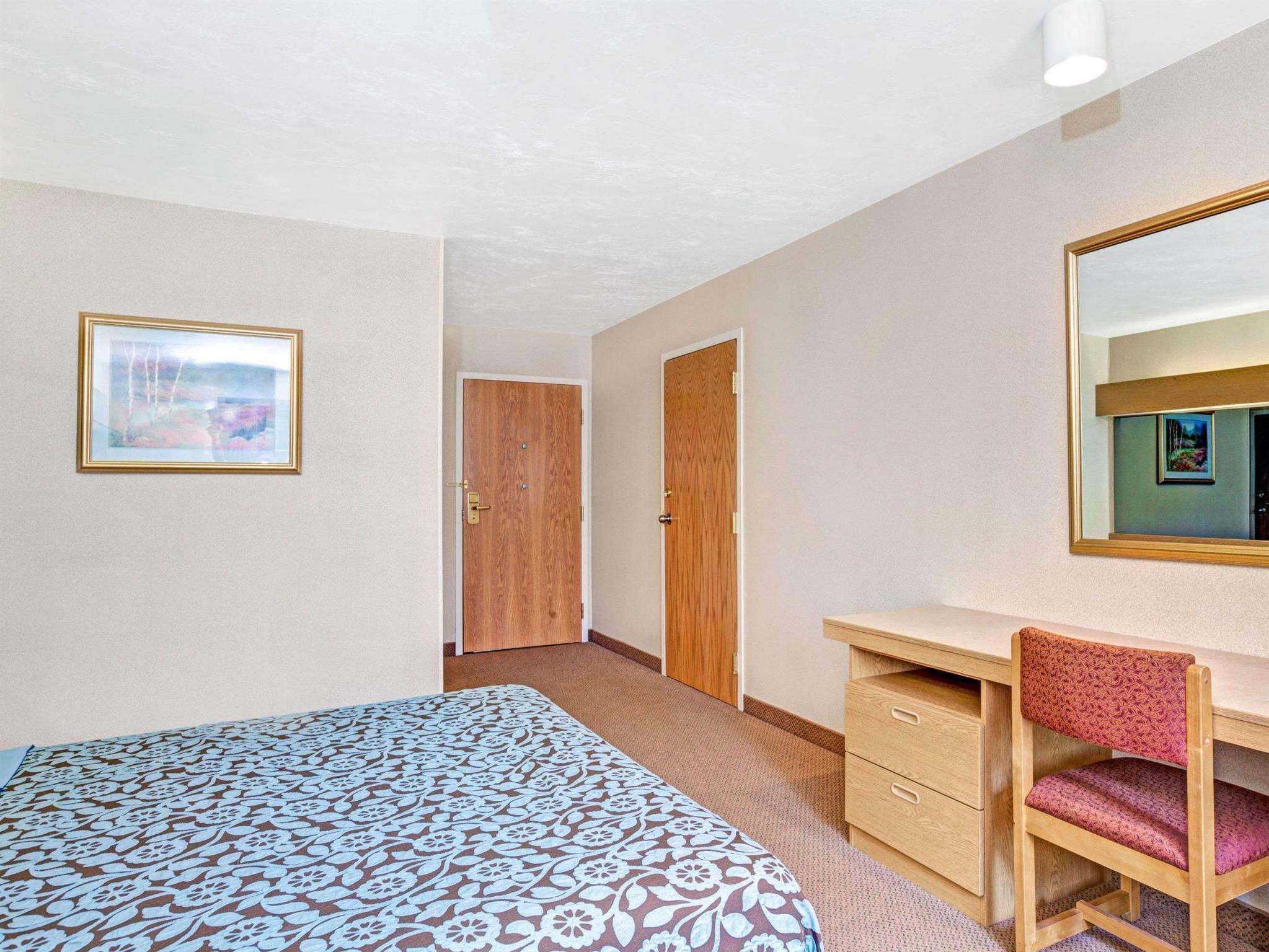 Days Inn By Wyndham Sturbridge Kültér fotó